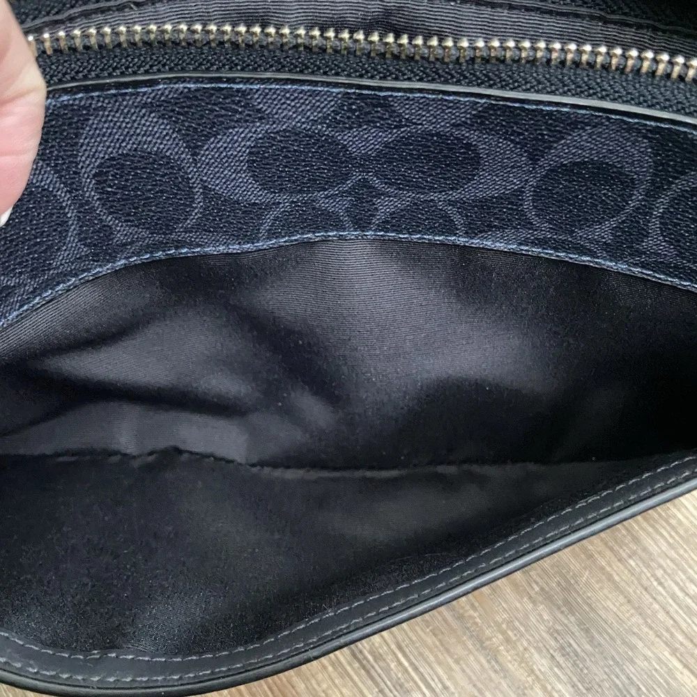 Coach Signature East West Pop Up Crossbody Bag Black Gray f29725 EUC - Picture 5 of 9